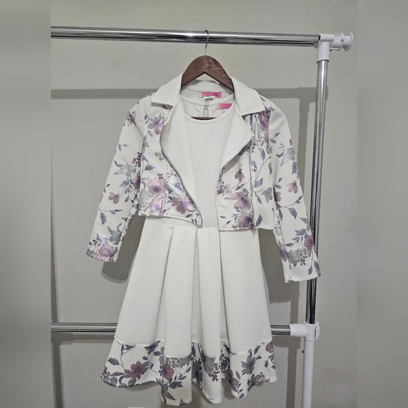 3 Girl Dresses - Picture 9 of 16